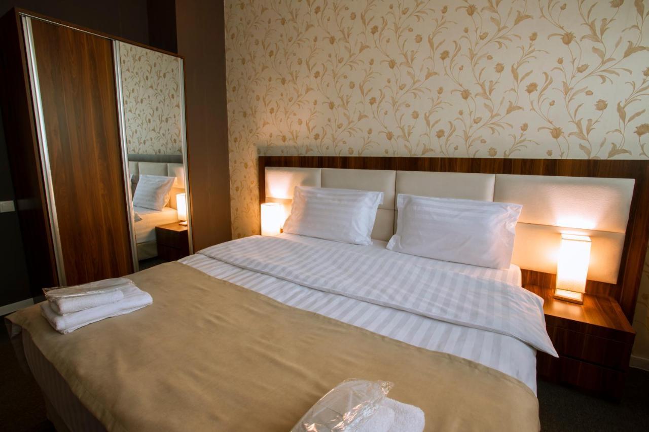 Apart Hotel West Tbilisi Bagian luar foto