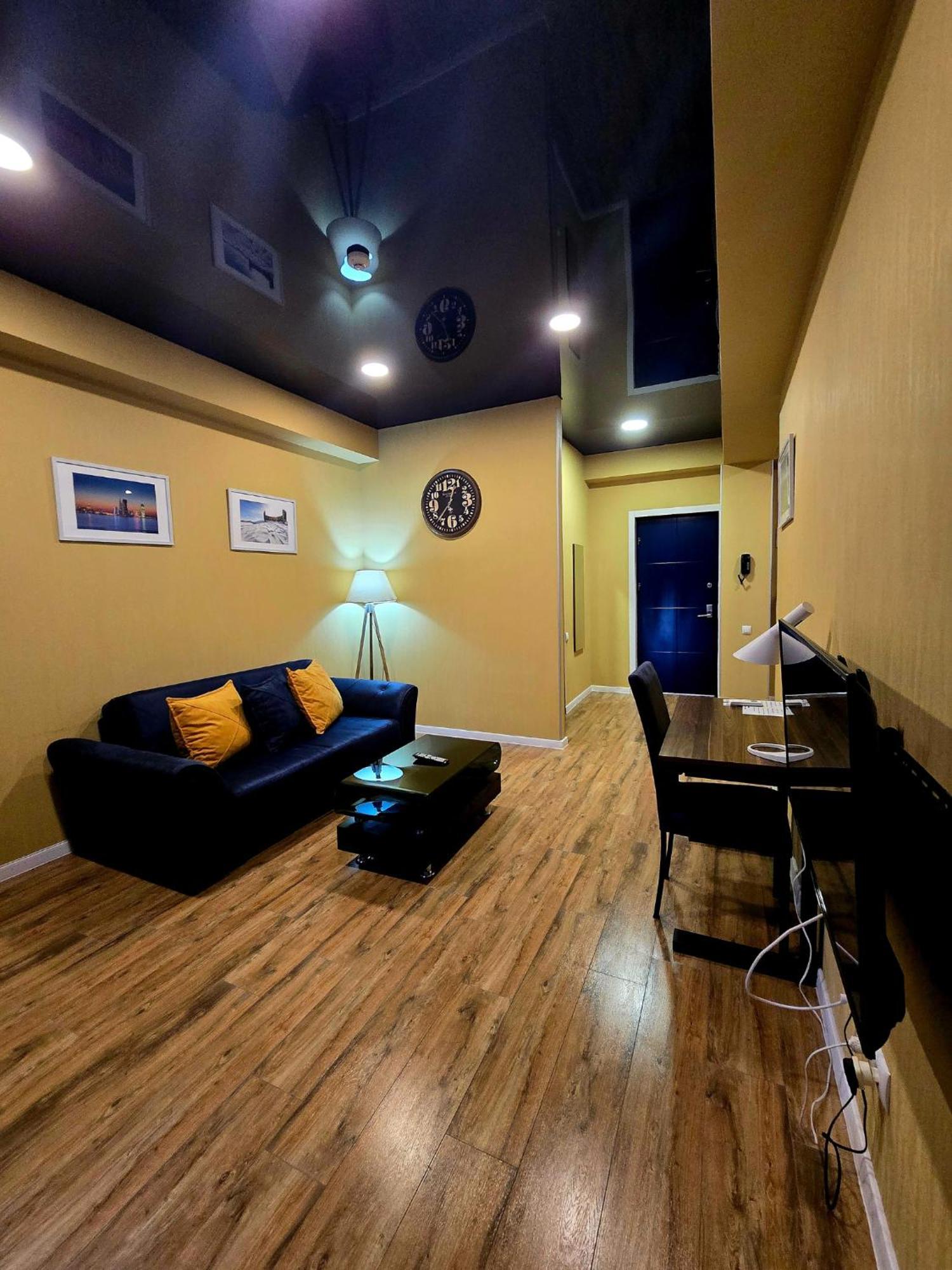 Apart Hotel West Tbilisi Bagian luar foto